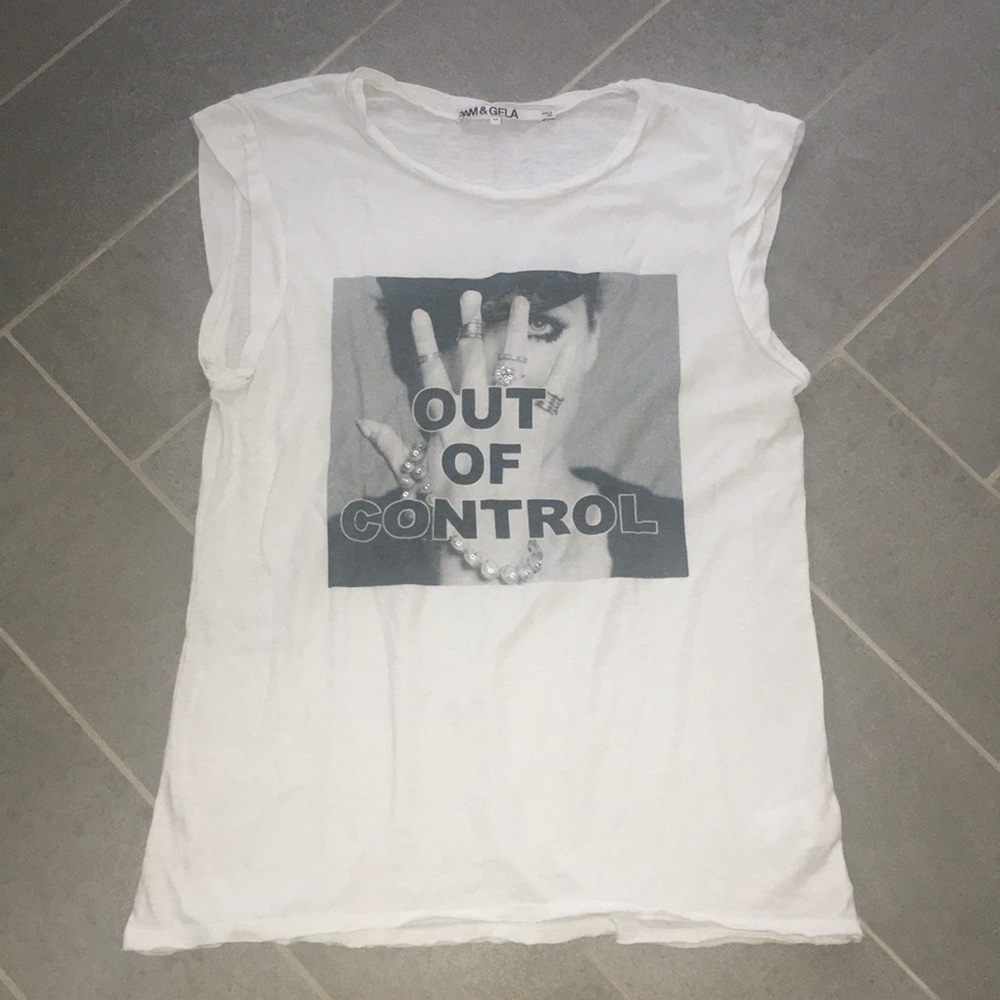 OUT OF CONTROL PAM & GELA SHIRT